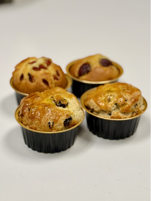 手作台式小糕餅 (一盒 8 個/5 oz 杯子蛋...